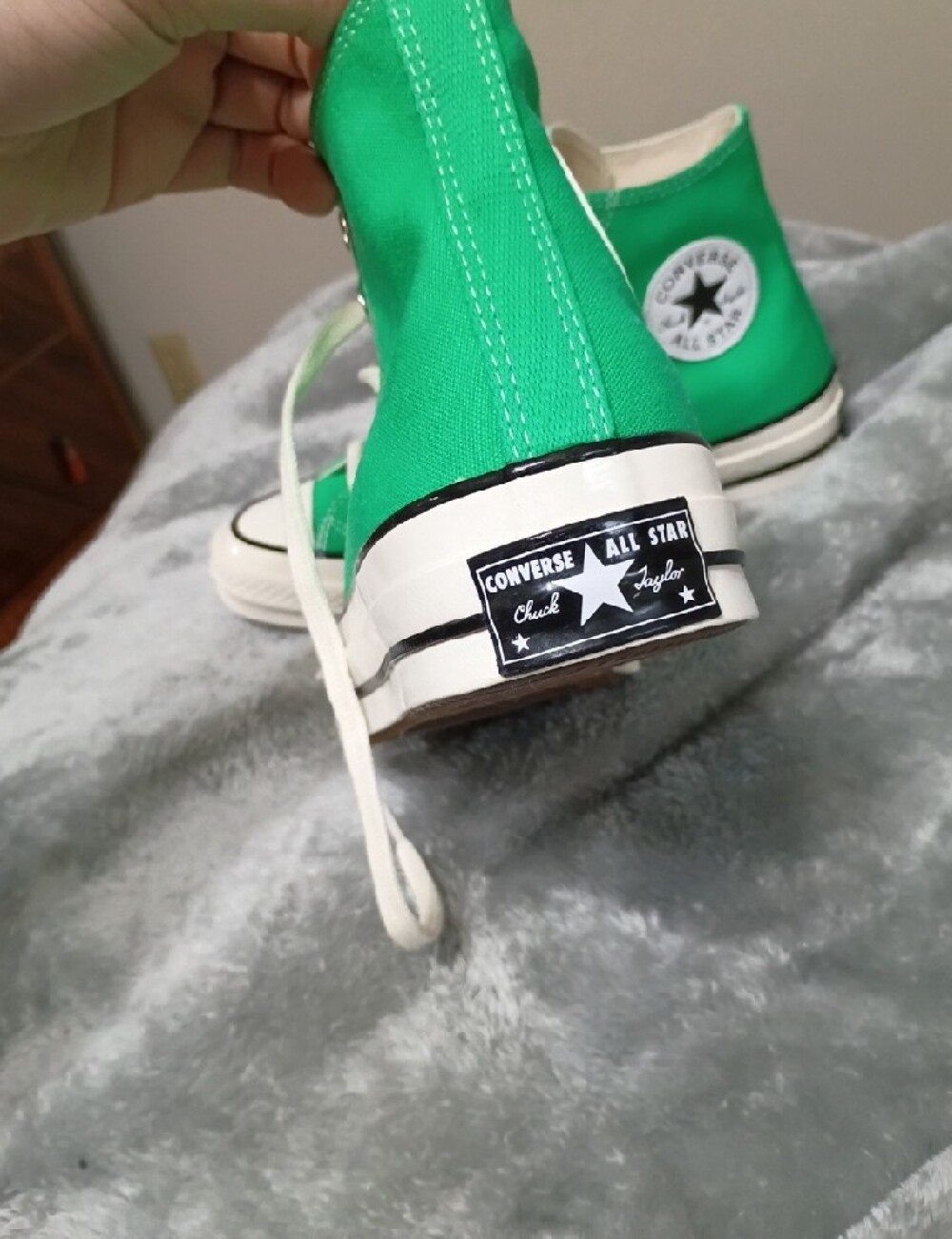 Converse Chuck Taylor 70 High Top Sneakers in Bright Green and White - Picture 2 of 6